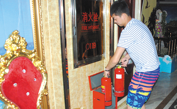 東方王朝酒店開展消防演練